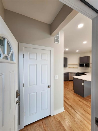 6321 S Eberhart Ave #1, Chicago, IL 60637 - MLS 12559732 - Coldwell Banker