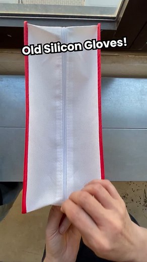 53K views · 142 reactions | Our Old Silicone Gloves are now on the online store!  The perfect addition for your complete transformation ✌️奈✋蘭 #creafx #sfx #sfxmakeup #transformation #handmade #madeinitaly | Crea Fx effetti speciali | Facebook