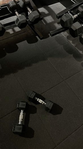 ÍTALA FÉLIX 🧸 | N é possível que seja só eu kkkkk @bendubr: ITALAFELIXX🏷️ #viral #gym #ᴇxᴘʟᴏʀᴀʀ | Instagram