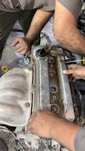 Toyota easy way to open Tappet cover #tappet #cover #open #reel #viral | Abdullah auto electrician