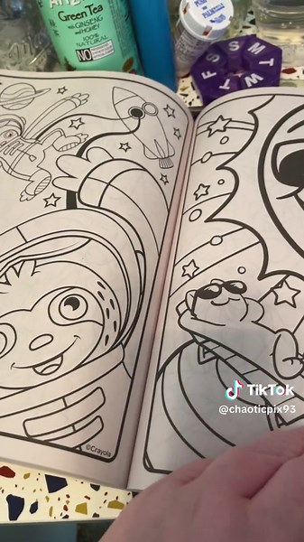 This #crayola coloring book is amazing!