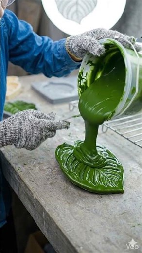 Budget DIY: Turn plastic waste into gallery-style ceramics. #art #gogreenproject #recycling