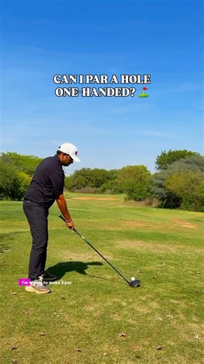 One-hand PAR challenge GONE WRONG 🤯 #golfshorts #fail