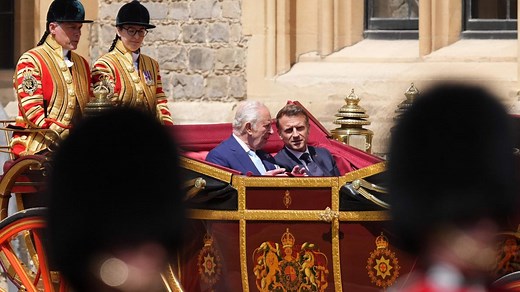 Le roi Charles III et Emmanuel Macron assurent ensemble une procession en calèche (photos)