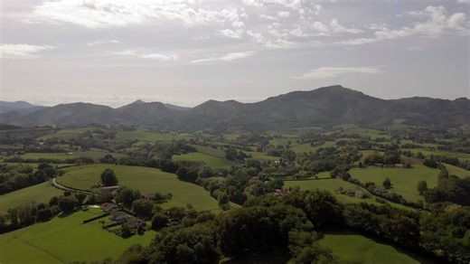 Légendes de France S02E06 Le pays Basque - Documentaire (2018)
