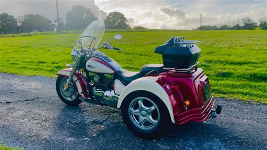 Another top quality trike from us here at The Trike Trader don't think it's going to be around for long 👍😎 SOLD 😃 For sale in the UK Suzuki Trike Boulevard 1500cc V-Twin C90T 2010 with five speed manual gearbox 15,928 miles Lehman trike conversion with fully enclosed rear bodywork incorporating a lockable boot area two tone colour scheme to match original Suzuki specifications in candy dark cherry red and pearl mirage white tricoat Lockable top box with rear passenger padded headrest Large pr