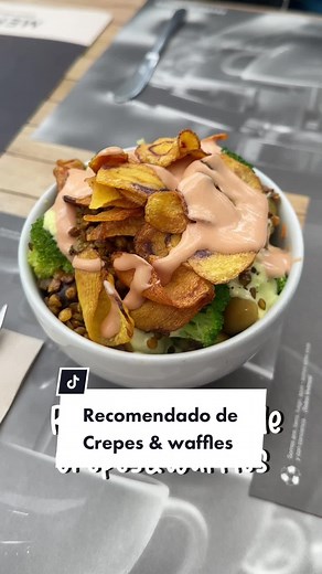 Platos Recomendados de Crepes & Waffles: Deliciosas Recetas y Postres