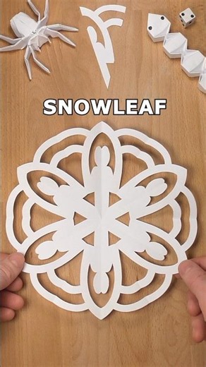 AMAZING SNOWFLAKE SNOWLEAF TUTORIAL | HOW TO CUT A SNOWFLAKE OUT OF PAPER
