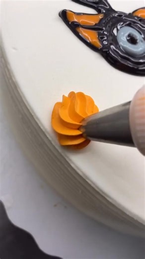 ASMR tiktok as requested! #foryoupage #fyp #foryou #dairyqueen #asmr #satisfying #foodtiktok #summervibes #summerfoodhacks #whatitslike #asmrsounds | Shannon Jackson