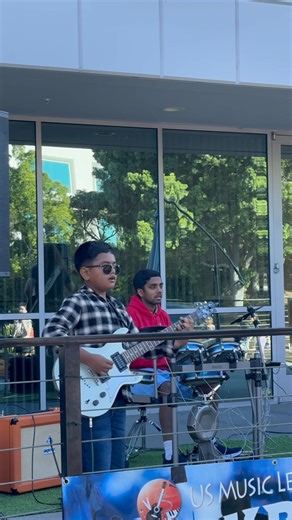 Some more fun from last weekend’s Rock Fest at Local Roots! | US Music Lessons