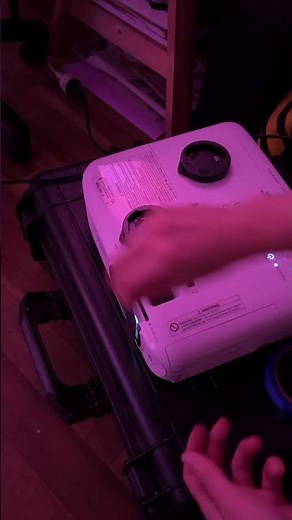 📽HOW TO Remove the black square around your projection mapping #shorts #videoart #projectionmapping