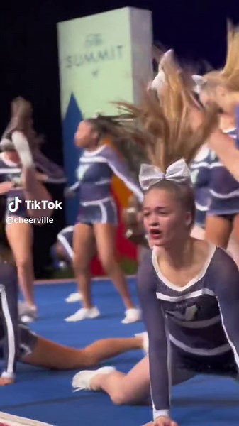 Wicked Sisters Cheerleading Showcase at The Summit