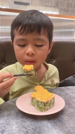 kepencet emot lagi? | sushi