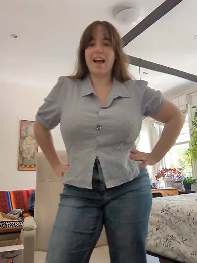 Fashion Hack: Fix Gaps in Buttoned Shirts