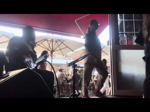 One note Samba by AC Jobim - wave Jazz trio cover live at the Wesley Anne