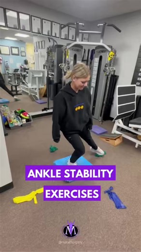🦶 Ankle Stability Exercises Build stronger, more stable ankles with 4 great exercises you can do using a BOSU ball, a small mat, and resistance bands 💪 Perfect for improving balance, control, and injury prevention ⚖️🔥 Save this for your next workout and give your ankles some love! 👟✨