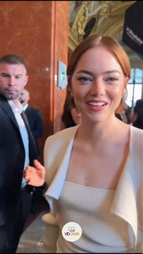 Emma Stone Proves Natural Beauty Still Wins