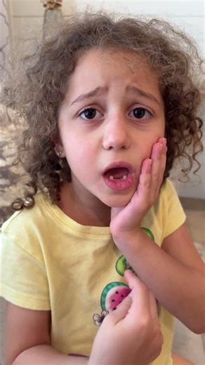 Kids Health Lesson | Brush and Floss to Protect Teeth 🦷🪥