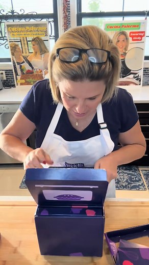 43K views · 1.3K reactions | Lets open up a PR package! @Welch’s #fyp #foryoupage #foryou #momtok #momsoftiktok #foodtok #foodie | Rita Rita Rita | Facebook