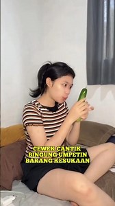 WHEN A PRETTY GIRL IS CONFUSED - hiding favorite things