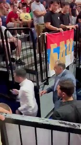 Bijeg iz dvorane iz drugog ugla... | Najvažnije vijesti iz BiH