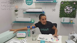 15K reactions · 2K shares | Aprende a personalizar artículos promocionales, de fiesta y regalos! Diseña y crea! Comienza un negocio o hobbie que te encantará, tenemos los cursos y los equipos si aun no los tienes. Cricut Master Class! $550 o $28 dolares. Grabado en línea, no caduca y puedes verlos las veces que quieras. https://3dmylogos.myshopify.com/products/master-class-cricut-principiantes | 3D My Logos | Facebook