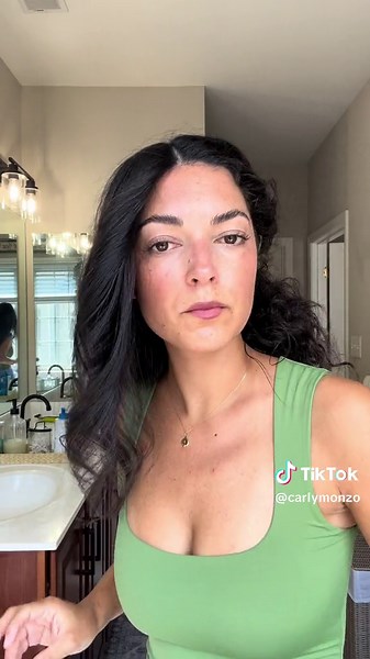 Quick and Easy Blowout Tutorial with Straightening Comb