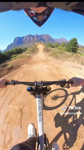 My first full run down the Dark Fest course felt ridiculous! So hyped. Shot on the @insta360_official X3. #mtb #fyp #darkfest