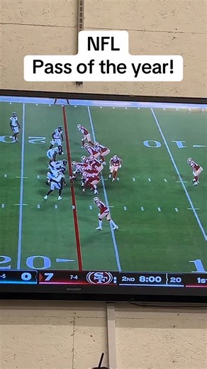 Bender Wins Sports Betting (Ryan Bender) on Instagram: "Smartest NFL football play of the year. #sports #sportsbetting #football #nfl #benderwins"