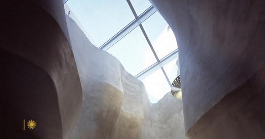 The "luminist architecture" of Steven Holl