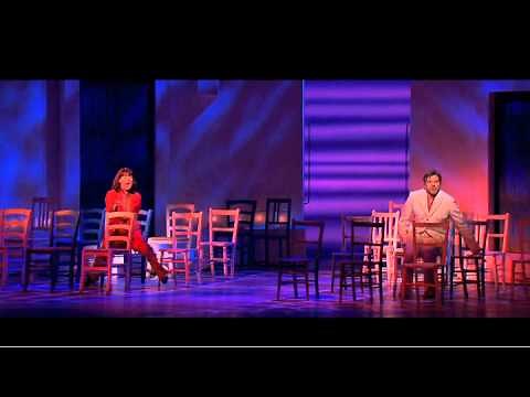 Official MAMMA MIA! Paris - Trailer