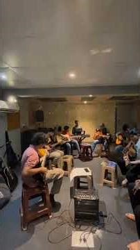 Student Jam Nee Sigoovaregu #bhajrangi#sidsirram #guitarcover#guitarshorts