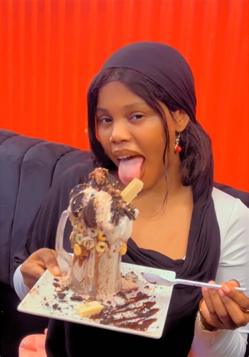 Indulge in Oreo and Nutella Ice Cream Rolls