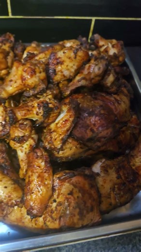 Jerk chicken & nibbles #spraggabenzeny #cooking #chickenrecipe