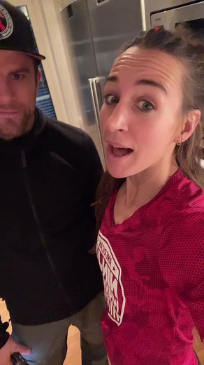 😂 @patrikwidell ❤️ idag har vi äntligen flyttat! House tour kommer imorgon 😀