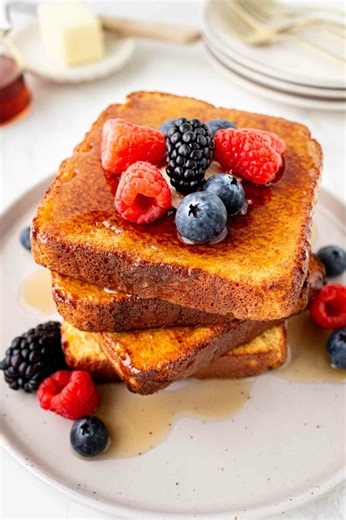 Meet the quickest, coziest French toast ever… made right in the air fryer.