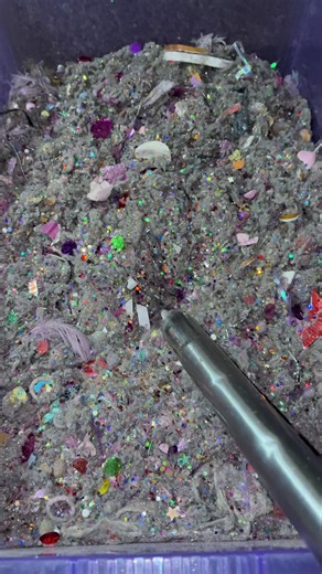 Cloudy Sparkles: ASMR Visual Art Experience