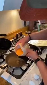 12K reactions · 4.4K shares | What eggs 讀 you frying up ….. • • • • • • • #explorepage#viral#explore#viralpost#viralreels#viralvideos#interesting#eggs#funfacts | E La E Musically | Facebook