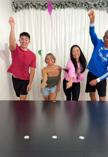 Last One Standing Wins Challenge – Smily Fam Game