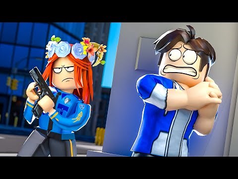 HIDE AND SEEK, but it's in Mad City !?