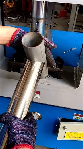 Innovative design display of metal punching machine, installation instructions, manufacturer