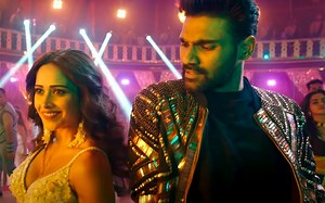 Nushrratt Bharuccha sizzles in ‘Bareilly Ke Bazaar’ dance number with Sreenivas Bellamkonda from Chatrapathi, watch video : Bollywood News - Bollywood Hungama