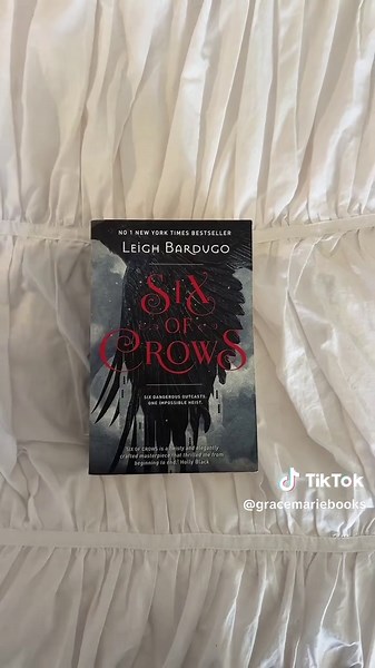 some of my fave comfort books I’ve read 🦢💌🕯️ #booktok #bookrecommendations #bookstagram #bookaesthetics #aesthetic #bookhaul #books #comfort #haul #tbr