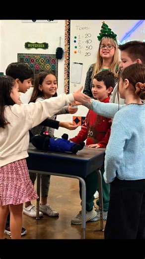 Mental Math & Spelling Bee battles 易✨Our Elementary students gave it their all, while Jr. High wrapped up the term with fun wars activities on the last day before Winter Break last Friday! ❄️ A great way to close the term together. So proud of our Panthers!  #CASPFamily #MentalMath #SpellingBee #Elementary #JrHigh | Colegio Alfonsino de San Pedro, A.C. | Facebook