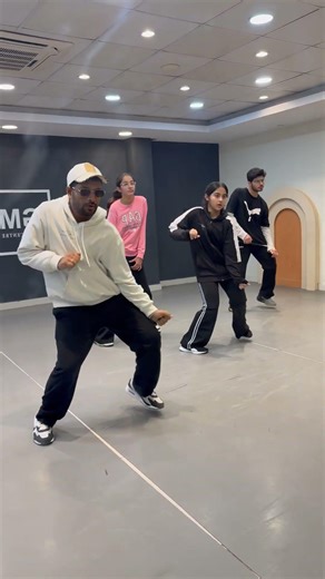 Dopamine Class Video | Deepak Tulsyan Choreography | Guru Randhawa