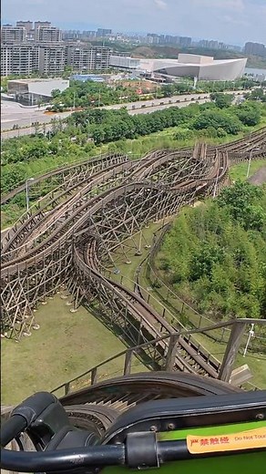 Die LÄNGSTE GCI Holzachterbahn auf der Welt! 🇨🇳