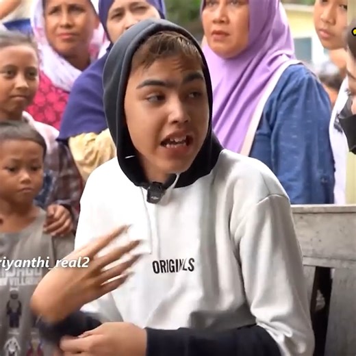 d!p3rl4kvk4n tidak b4!k oleh teman-temannya yang tidak n0rm4l s3b4ny4k 30 org, membuat Erwin tr4vm4 | part 5 | Pratiwi Noviyanthi