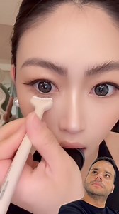 Makeup stamp with eyelash shape | Juliano Manzioli