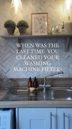 Did you know this should be done every 3/4 months? Cleaning the filter on your washing machine is often a forgotten task but it’s actually really important to do! Not only does help to keep your washing machine working correctly but it also keeps it smelly fresh. How often do you clean yours? #washingmachineclean #washingmachinefilter #cleanwithme #cleantok101 #cleantokuk #cleansquad #cleanersoftiktok #cleaninghacks #cleaningmotivation #cleaningtips