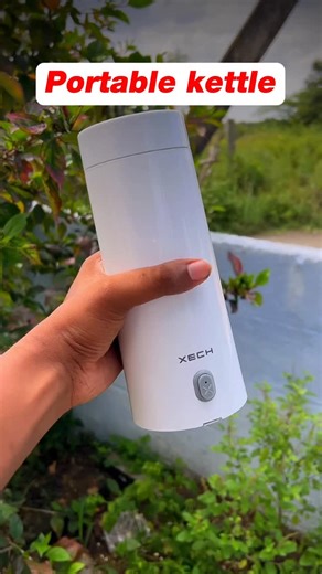 Sakthivel S | Technology | Tamil on Instagram: "Sudu thanni Vekka intha bottle pothum 🔥🤯 Indha naal oda reel la naan kaamika porathu Xech brand oda Hydroboil Lite portable kettle 🔥. Travel panna, office la iruka, night study panna — hot water thevai nu vara moment la idhu romba helpful. Fast boiling, leak-proof design, auto cut-off safety, smart temperature control ellam irukku. Coffee, tea, noodles, baby food — edhukum quick ah boil panna mudiyum. Bag la carry panna lightweight & compact ah 